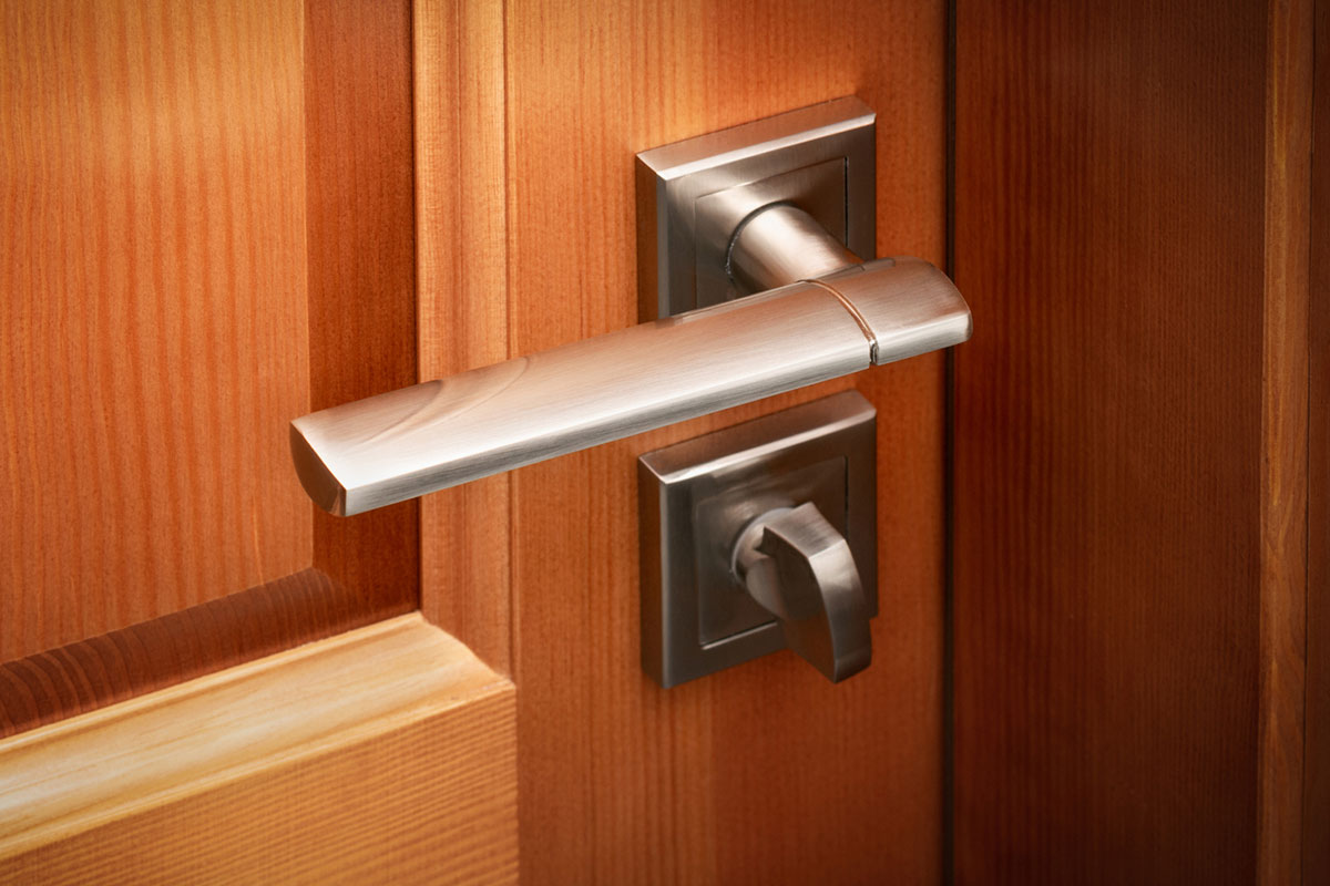 Professional commercial lock installation, repair, and maintenance services.